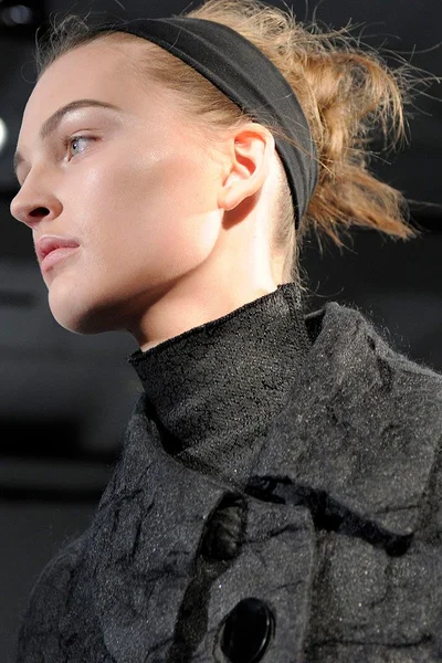 Look 11